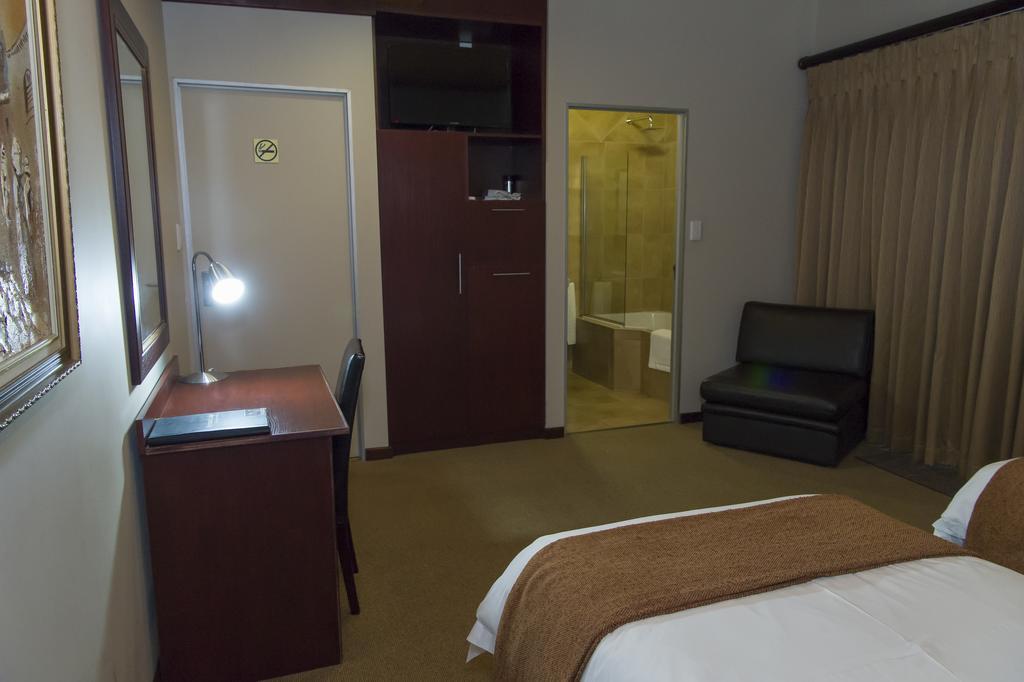 Bayswater Lodge Bloemfontein Exteriör bild